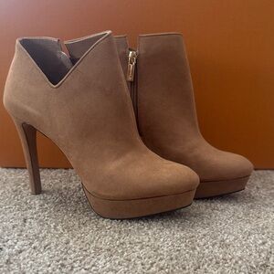 Jessica Simpson Brown Heeled Boots